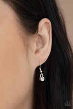 Load image into Gallery viewer, 🧡Paparazzi🧡 Fabulously Fragmented🧡Purple🧡