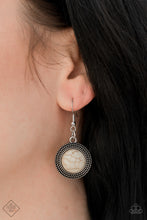 Load image into Gallery viewer, Paparazzi Majestic Mountaineer - White