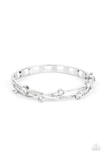 Load image into Gallery viewer, Paparazzi Slammin Sparkle - White
