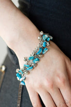 Load image into Gallery viewer, 🧡Paparazzi🧡Plentiful Pebbles🧡 Blue🧡Bracelet🧡
