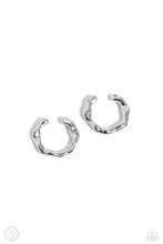 Load image into Gallery viewer, 🧡Paparazzi🧡Enigmatic Echo🧡Silver🧡Earcuff🧡
