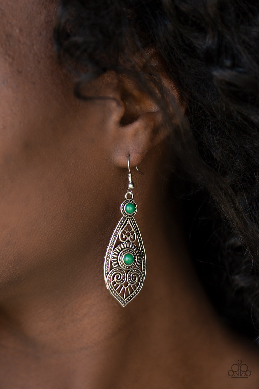 🧡Paparazzi🧡Sweetly Siren🧡  Green🧡Earrings🧡