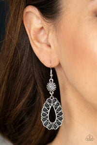 Paparazzi Stone Orchard - Black