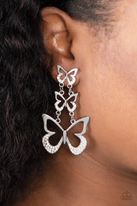 Paparazzi Flamboyant Flutter-White