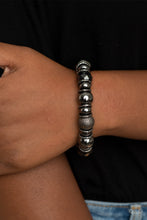 Load image into Gallery viewer, Paparazzi   Take Your Best Shot - Black
